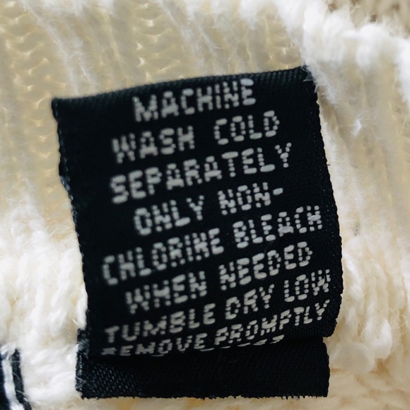 Structure Oversized Knit Sweater With Red Stripes - Picture 6 of 6